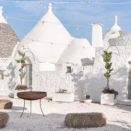 Bed and Breakfast Petranima Wellness In Trulli Ostuni Exterior foto