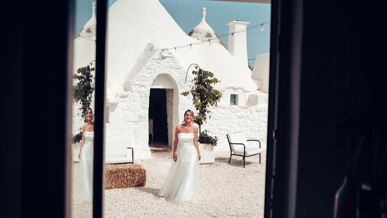 Bed and Breakfast Petranima Wellness In Trulli Ostuni Exterior foto