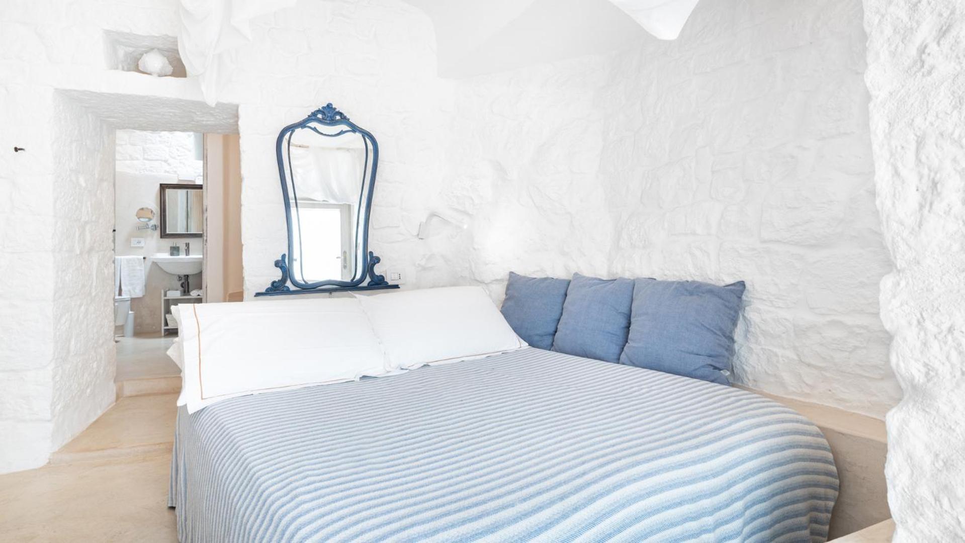 Bed and Breakfast Petranima Wellness In Trulli Ostuni Exterior foto
