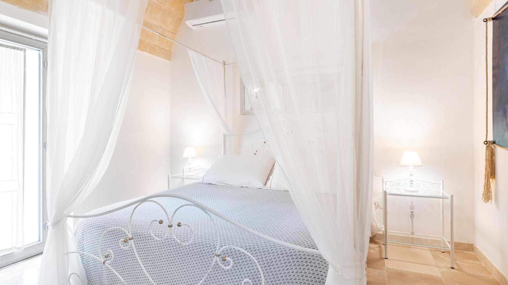 Bed and Breakfast Petranima Wellness In Trulli Ostuni Exterior foto