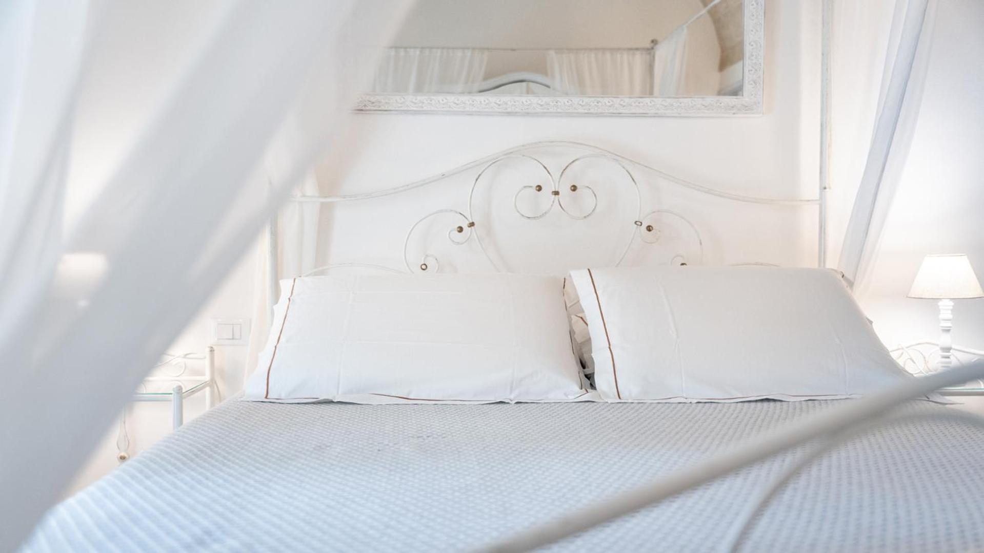 Bed and Breakfast Petranima Wellness In Trulli Ostuni Exterior foto